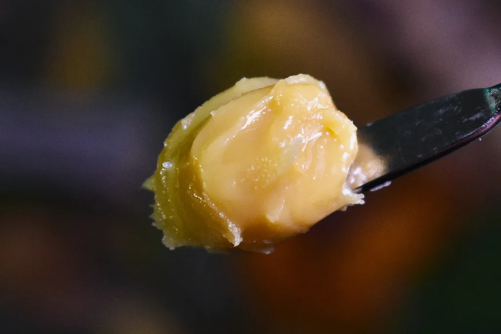 VIBE Pomelo Punch slide 3